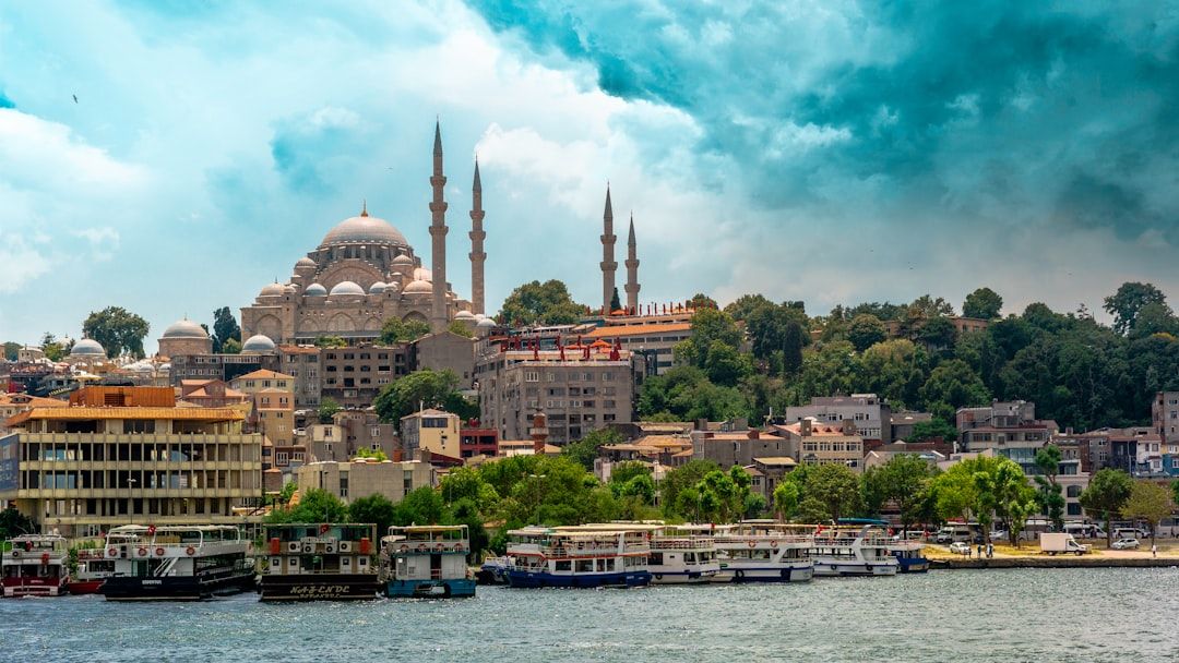 Mosque etiquette in Istanbul